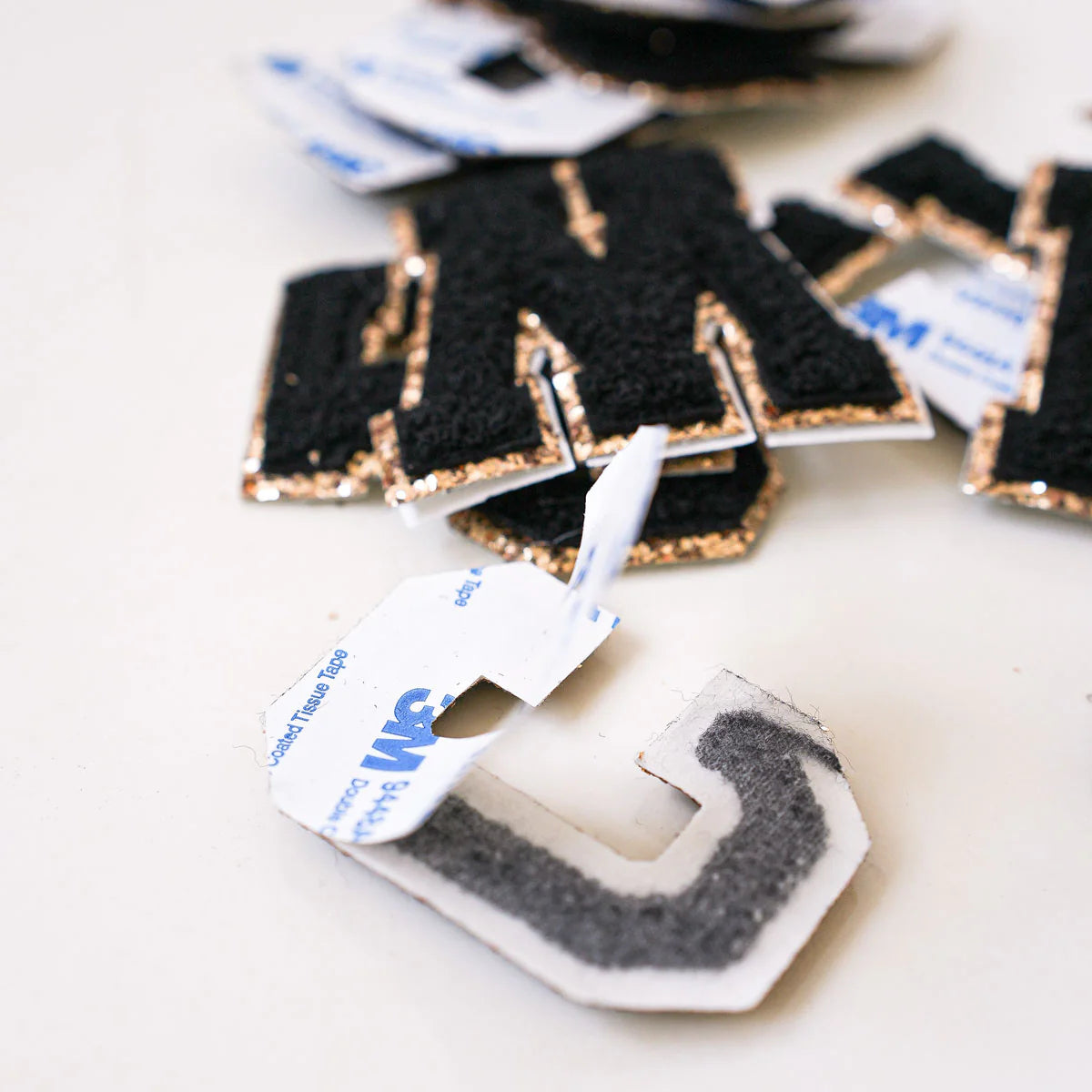 Mimi’s Glow Buchstaben klein Schwarz