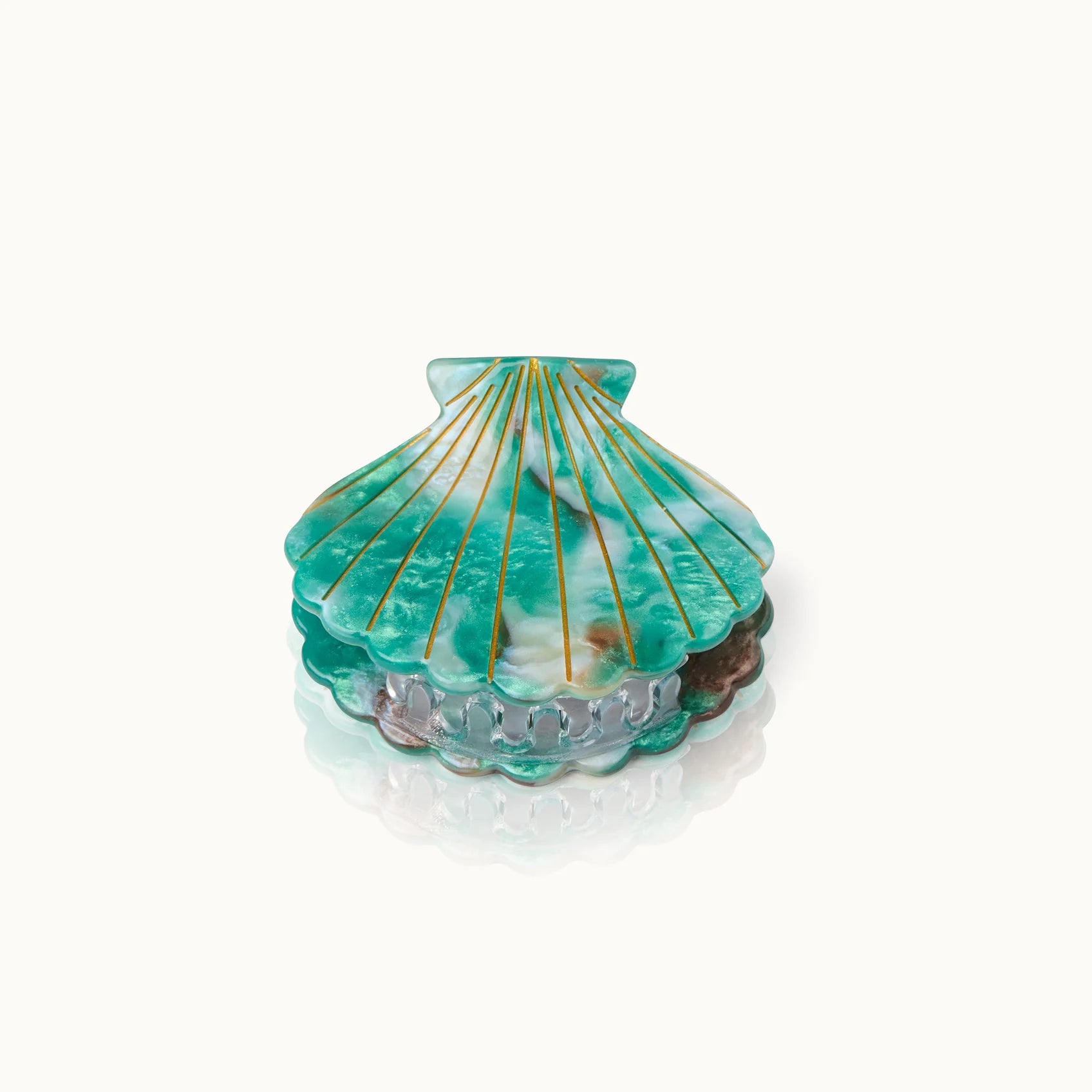 Haarklammern in Muschelform