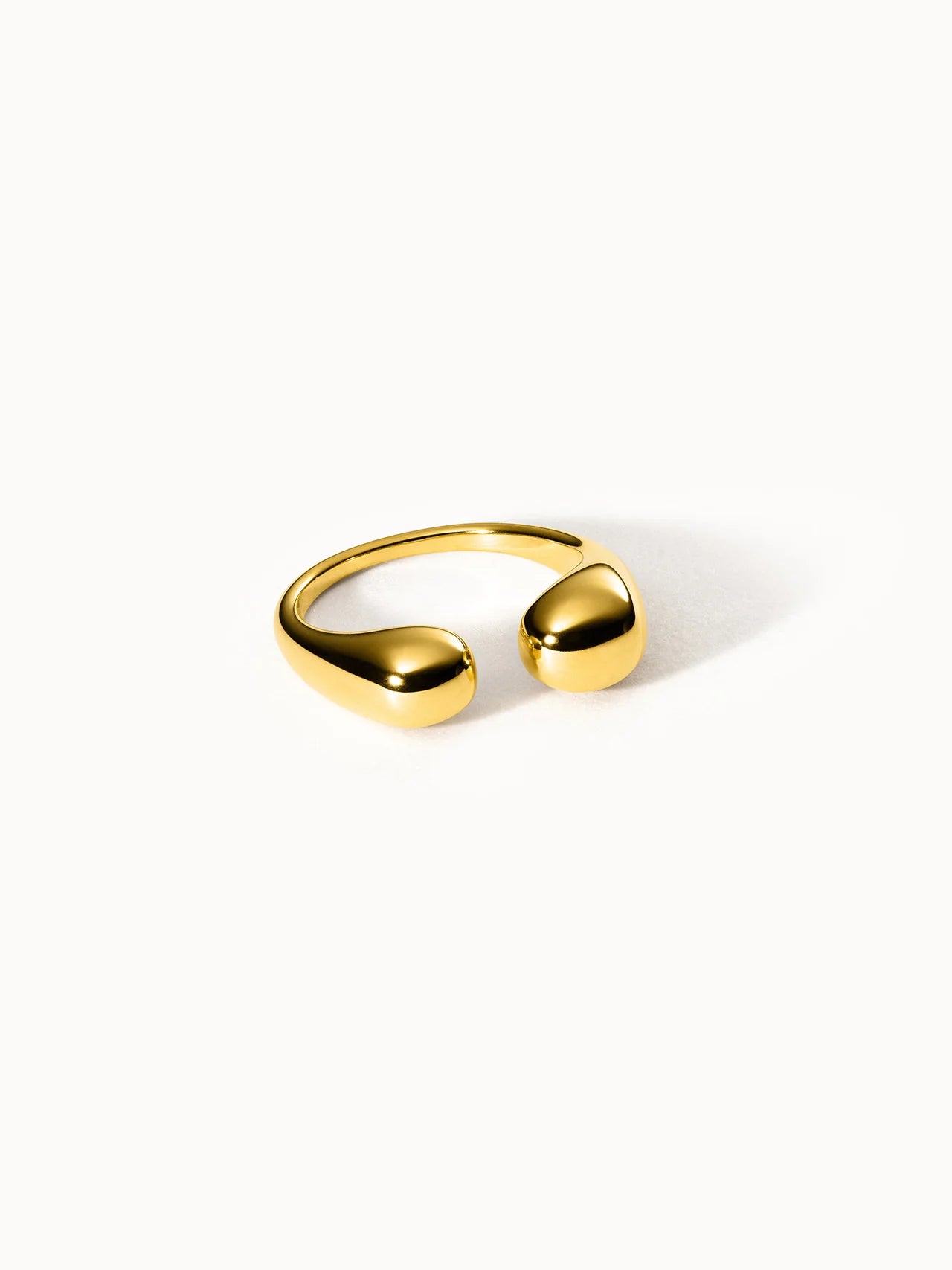 Embrace Ring  (M-L)