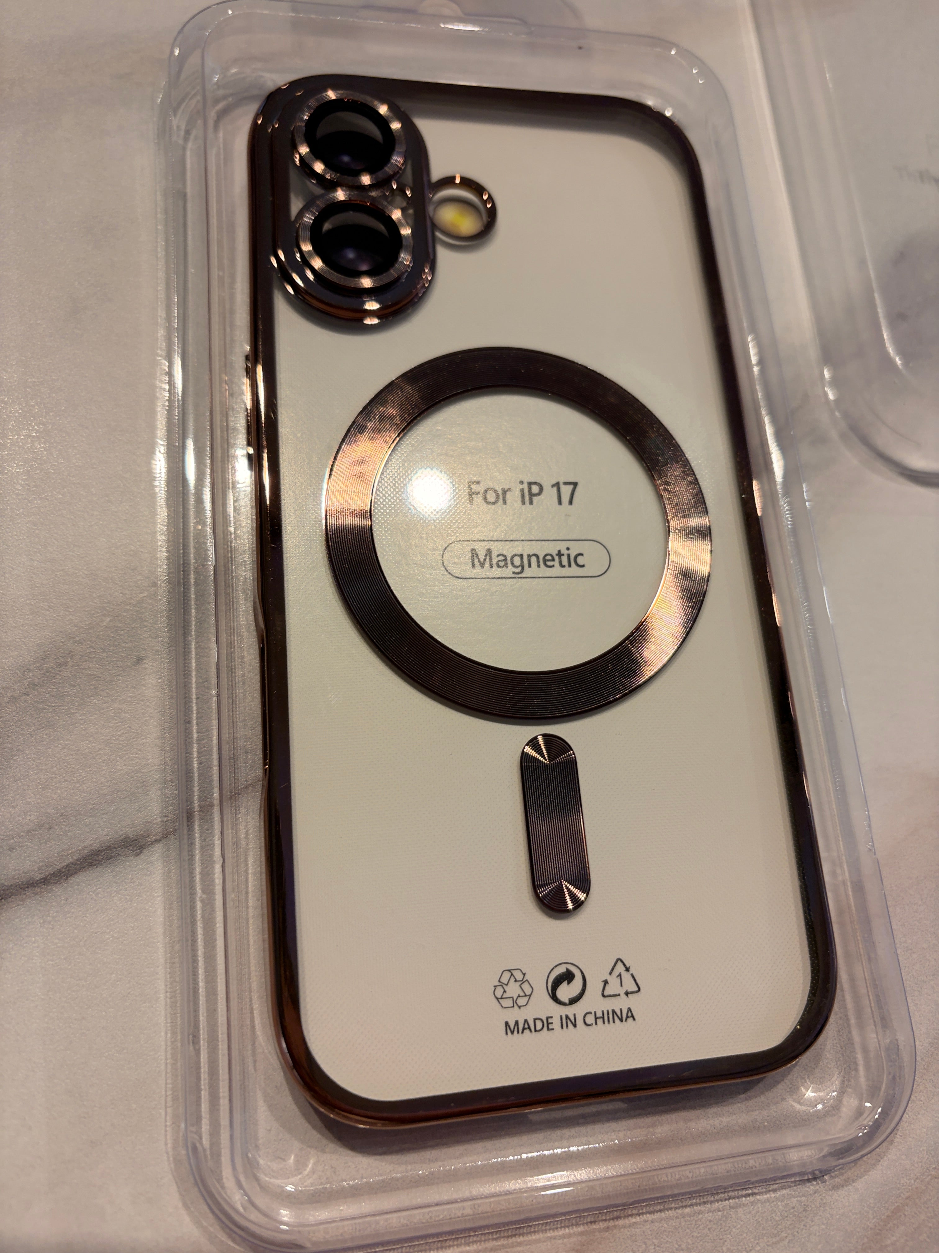 MagSafe TPU Handyhülle transparent mit Chromkante – iPhone 17