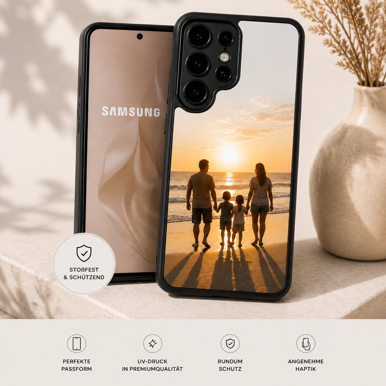 Samsung Hülle bedrucken mit eigenem Foto – personalisierte Handyhülle im hochwertigen UV-Druck mit Familienmotiv am Strand bei Sonnenuntergang