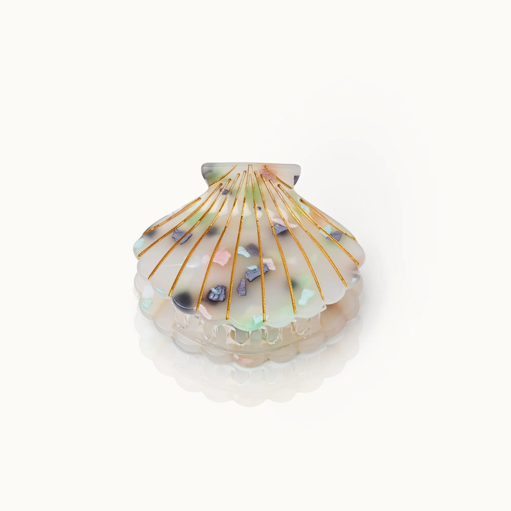 Haarklammern in Muschelform