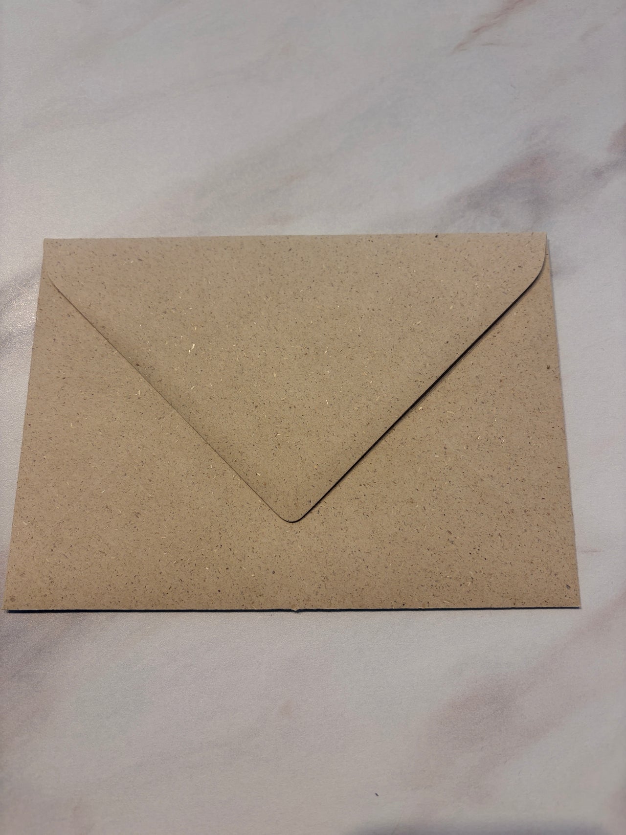 Briefumschlag aus Graspapier
