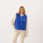 BILLYBELT Sherpa Weste Damen in Cobalt Blue – Modelansicht
