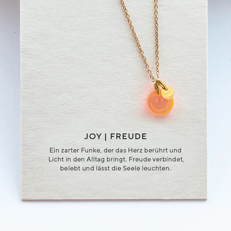 Handgefertigte Halskette mit Acrylglas-Anhänger