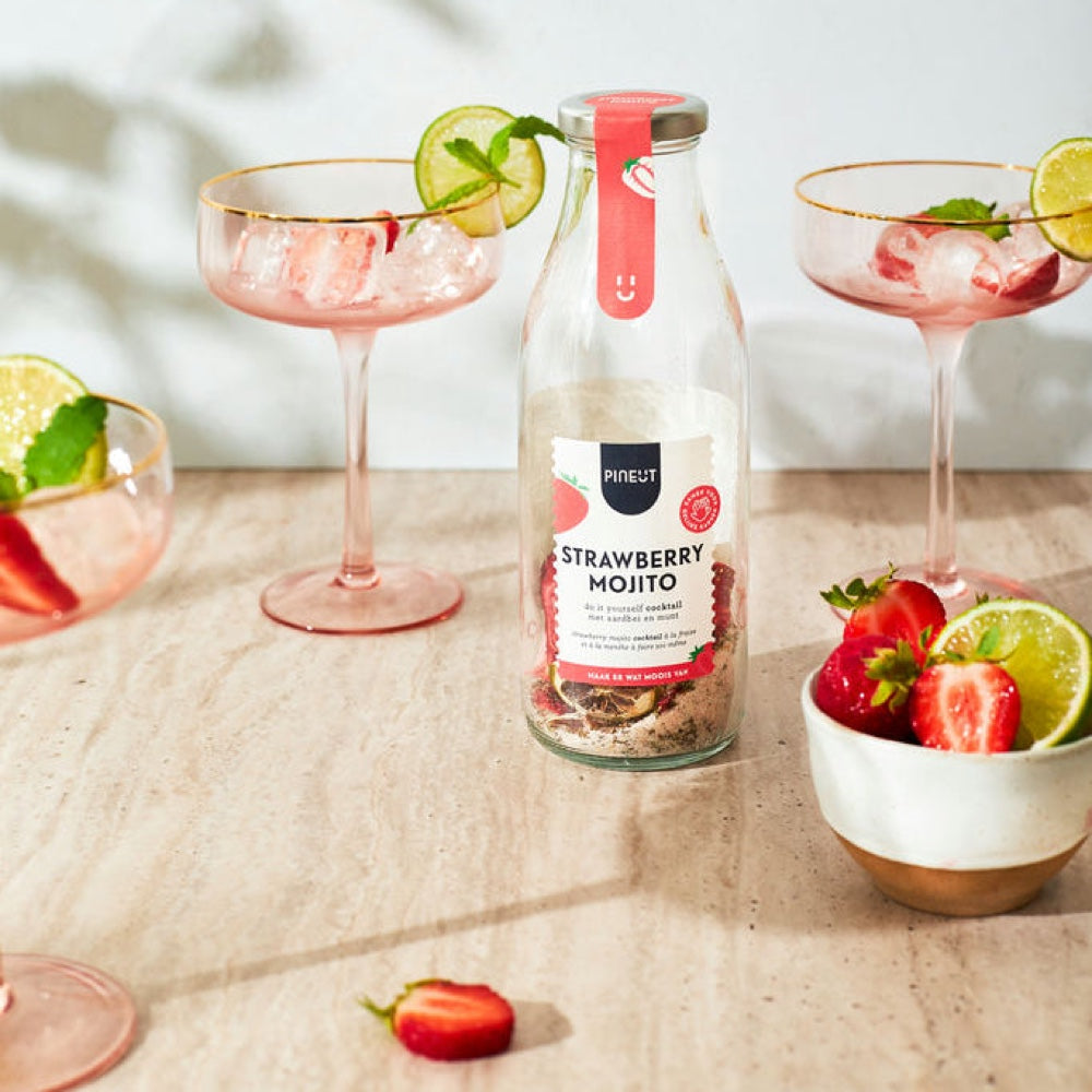 Pineut Strawberry Mojito Cocktailset mit Erdbeeren und Limetten